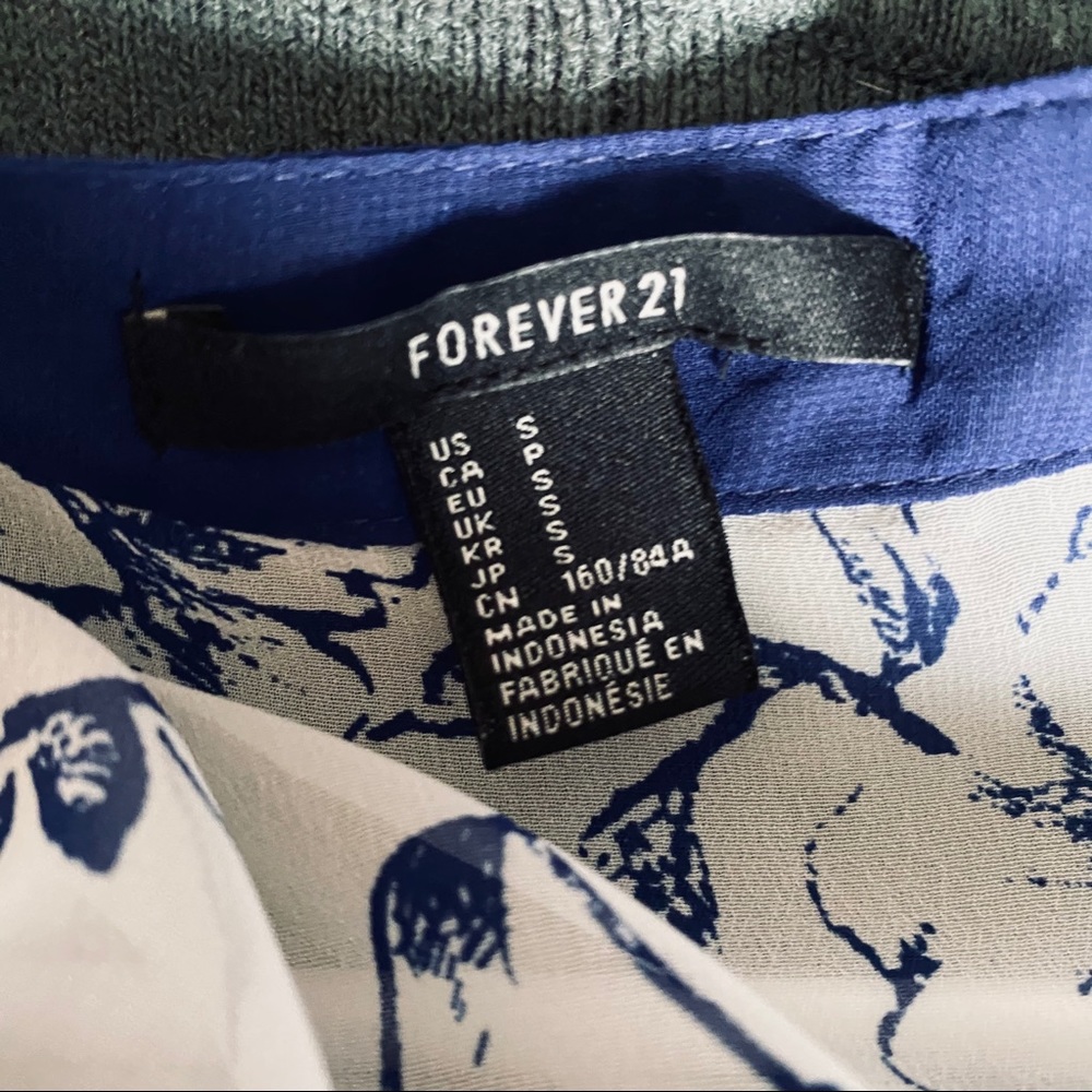 Forever 21 printed tank top - Picture 5 of 5